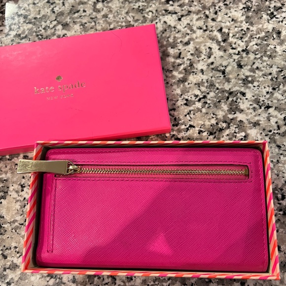 Kate spade pink long wallet - Picture 3 of 6